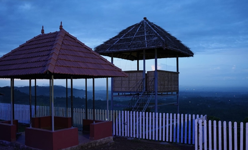 Mini Ooty Castle, Poomala, Thrissur